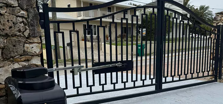 Swing Gate Opener with Keypad Bridgeport